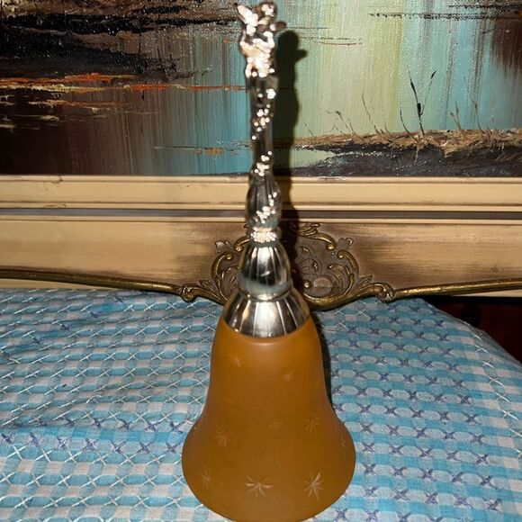 Vintage Avon heavenly Cherub Hostess Bell cologne bottle/ Avon bottle/ - Picture 1 of 4